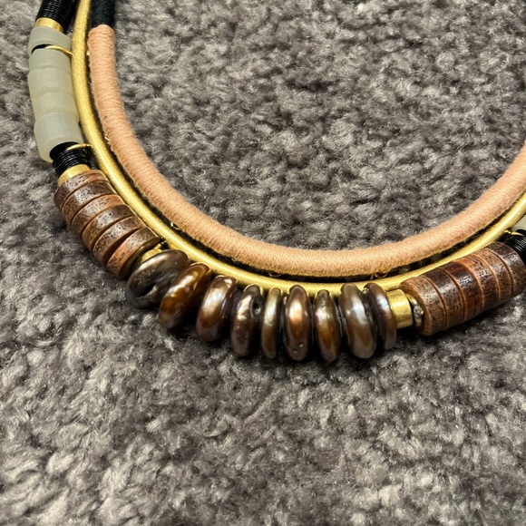 Unique Stella & Dot necklace - Picture 2 of 5